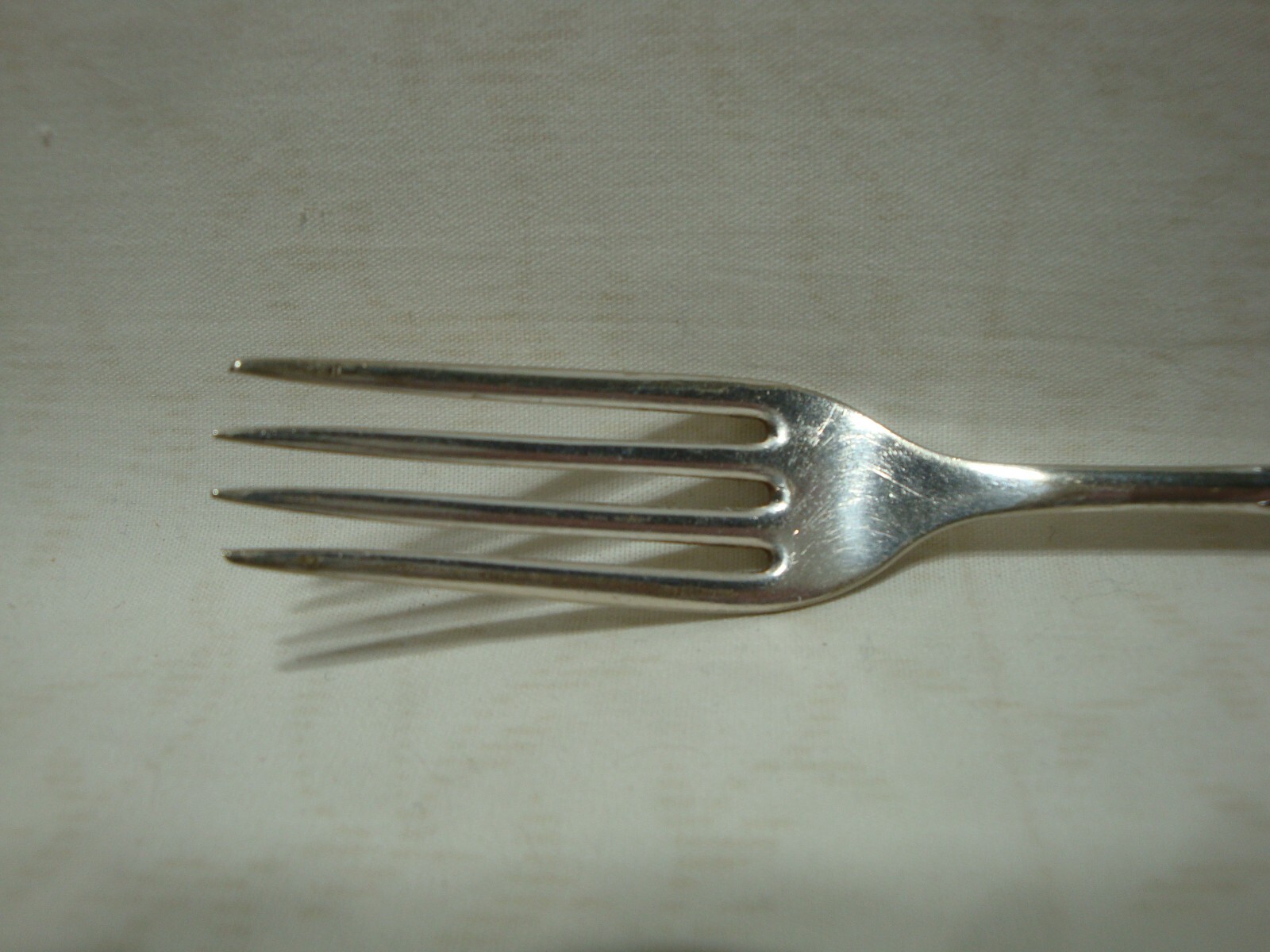 LORNE (1878) Fork – 1847 Rogers Bros A1 Silverplate
