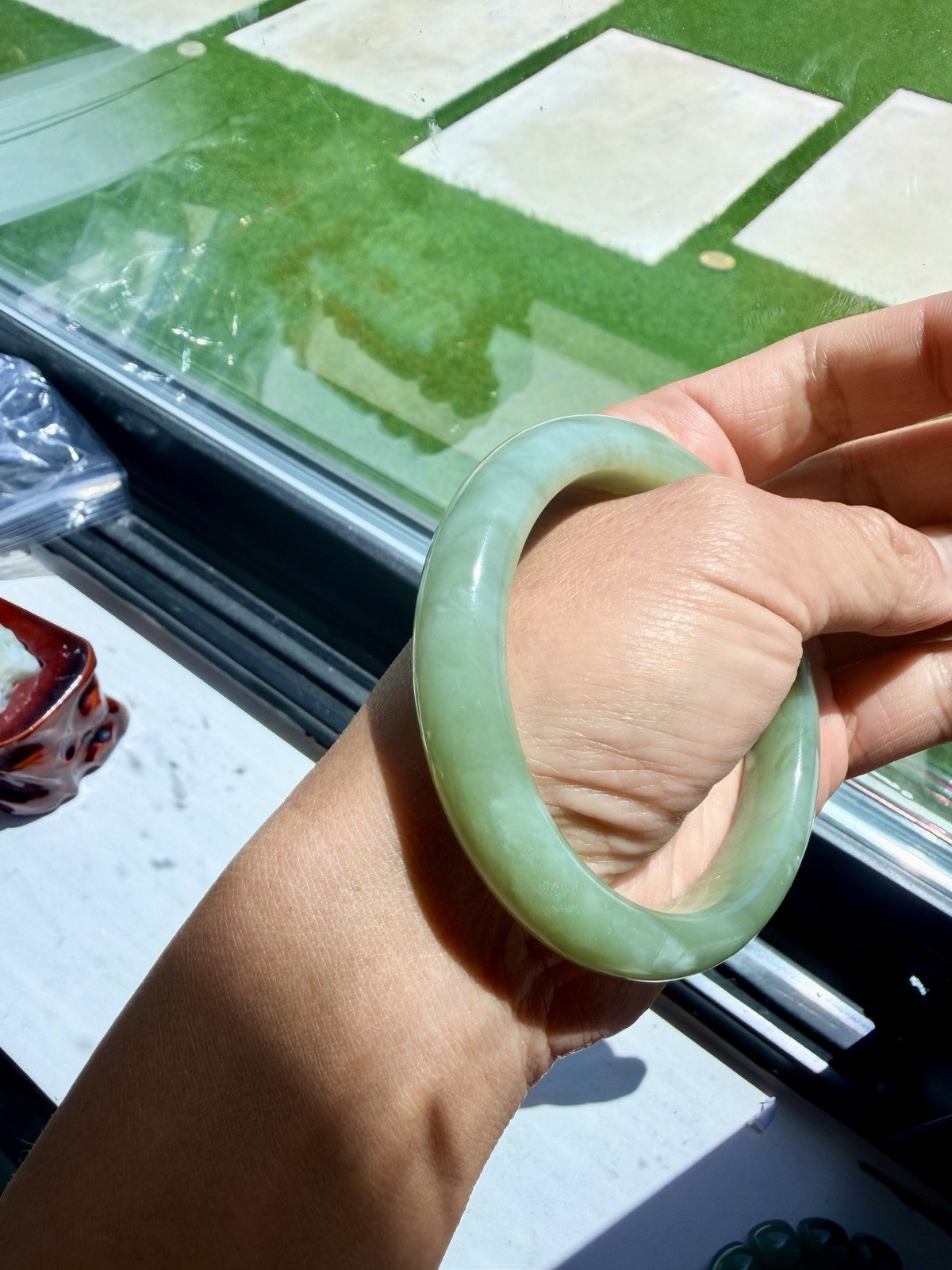 Hetian Jade bangle 56m Russia pinky green w/ pink cotton