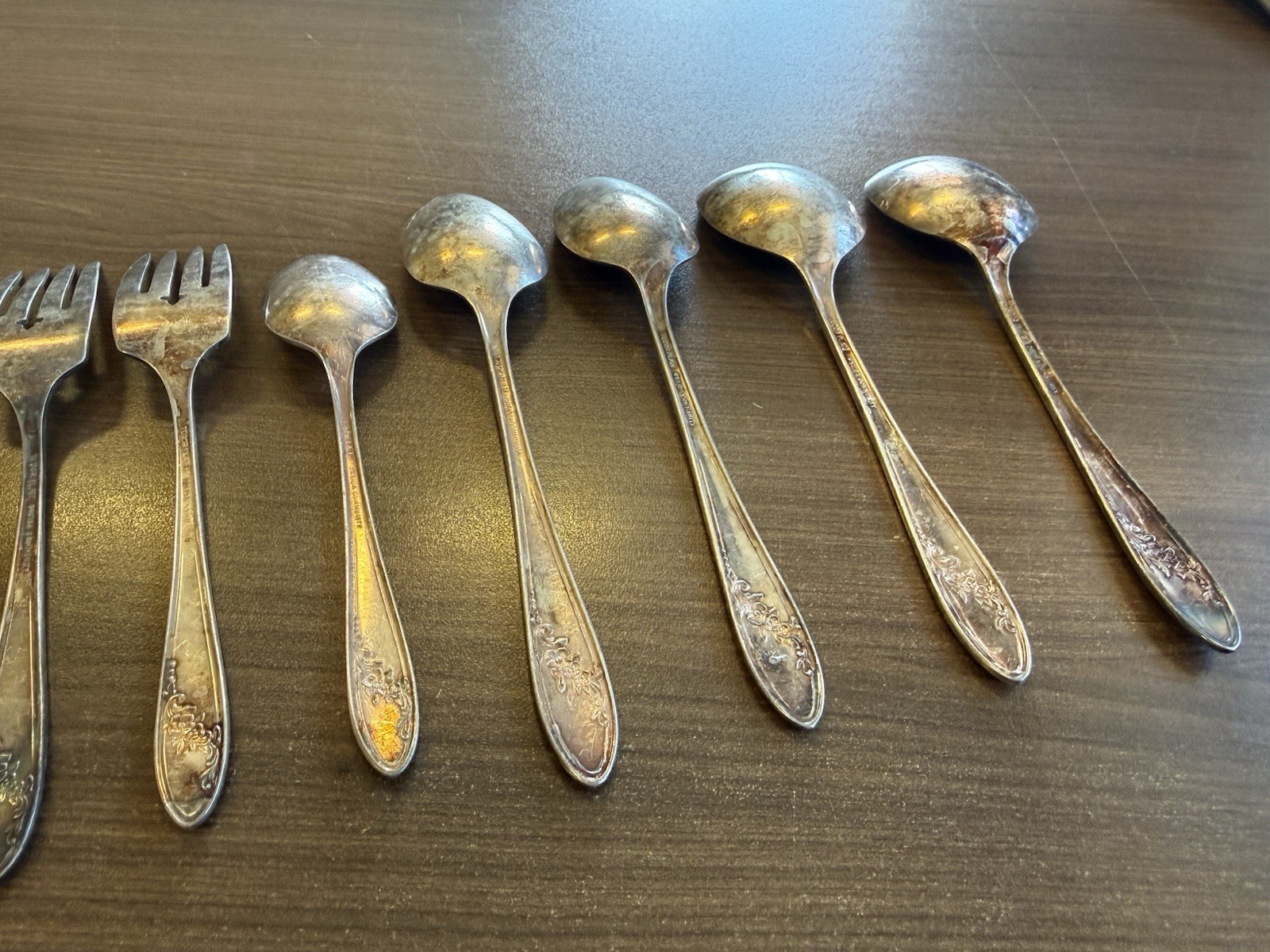 Vintage Tudor Plate Queen Bess II Oneida Community Silverware Pattern 10 Pcs