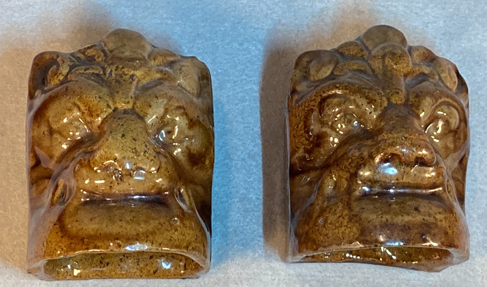 RARE ANTIQUE 1800s LION WINDOW STOP ROCKINGHAM YELLOW WARE STAFFORDSHIRE