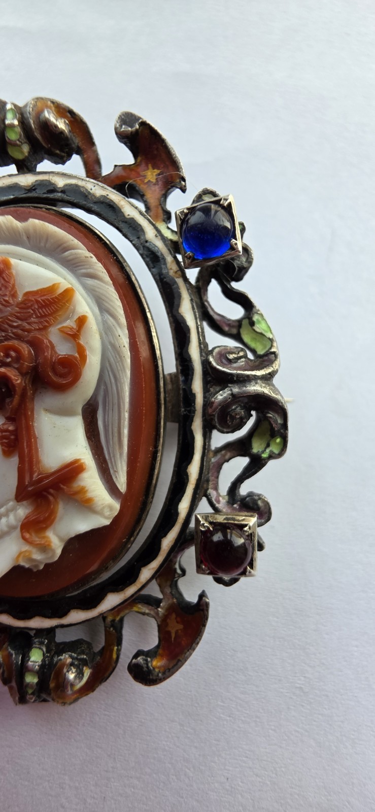 Unusual 19thc Sardonyx hardstone cameo and enamel brooch