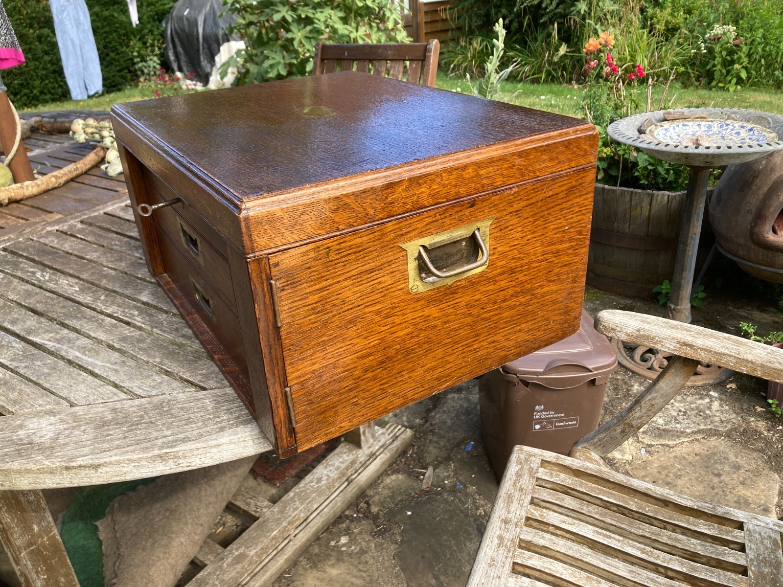 ANTIQUE SOLID GOLDEN OAK COLLECTORS BOX/DRAWERS 19 x 14 x 9.5″ H working key