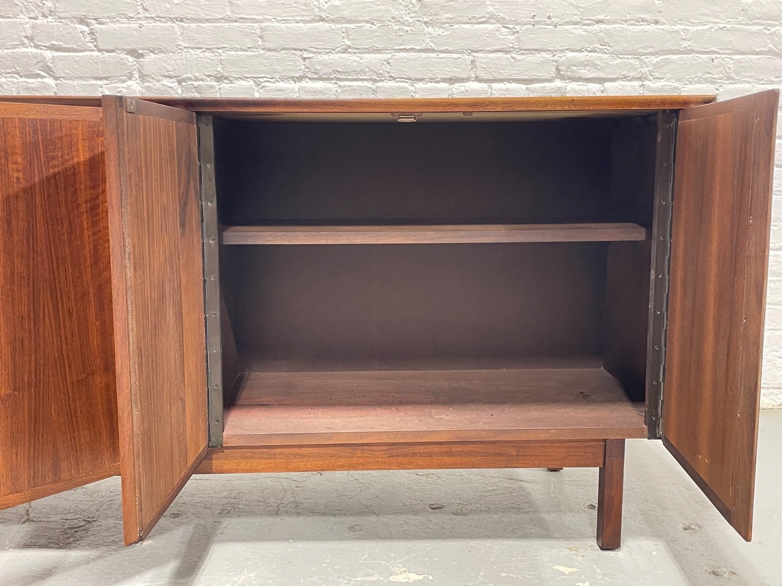 Simple + Classic WALNUT Mid Century MODERN CREDENZA / Media Stand / Sideboard
