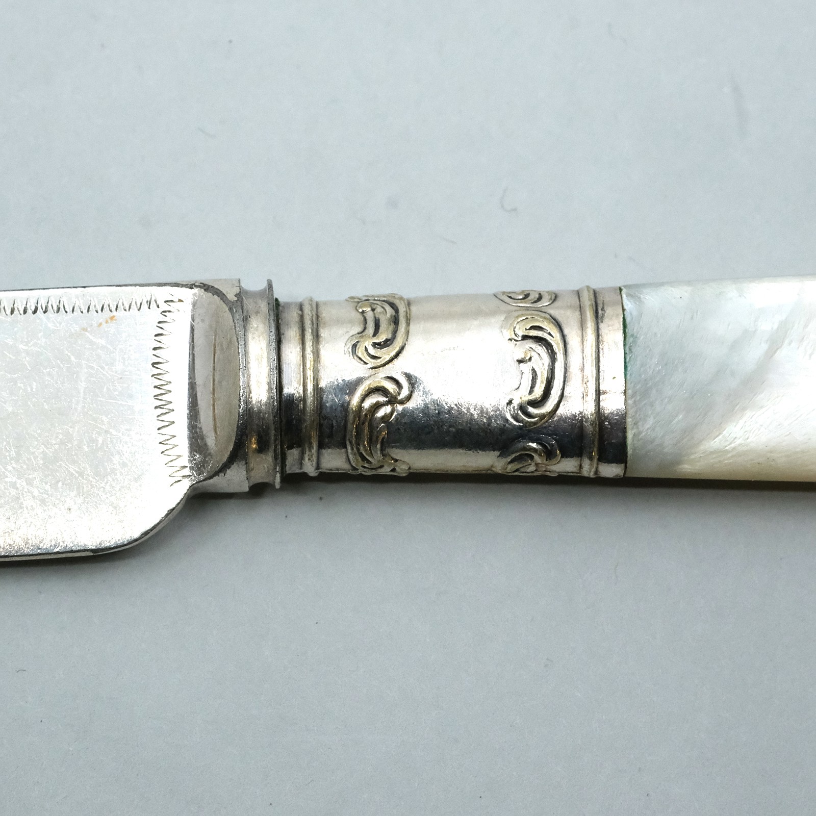 Set of 12 Silver Collared Mother of Pearl Handled Breakfast Knives ~8″