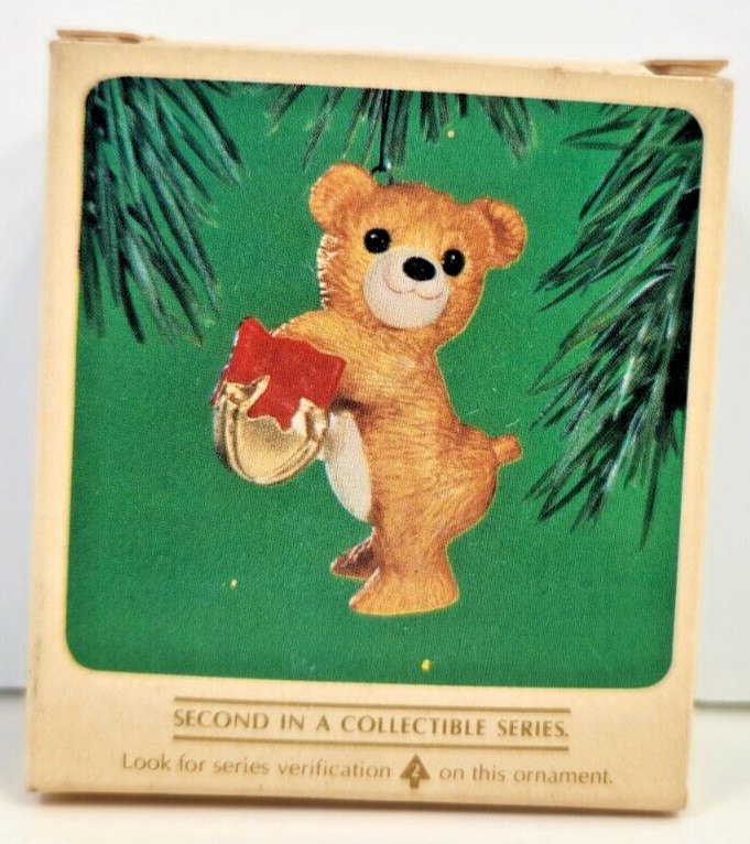 HALLMARK KEEPSAKE 1984 CINNAMON BEAR #2 IN SERIES QX454-1