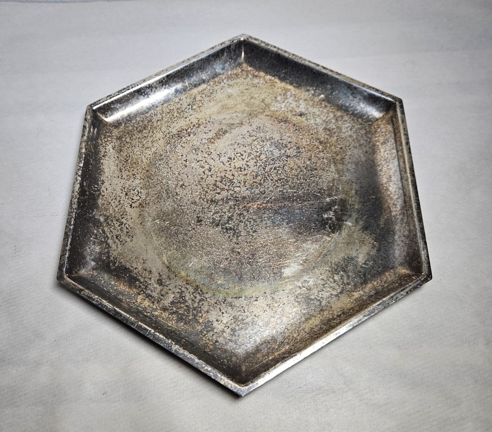 1950-1961 Academy 507 Silver Over Copper Octagon Pedestal Tray Signed by Artist