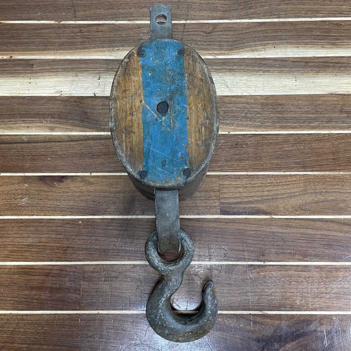 Nautical Double Pulley with Hook and Blue Stripe