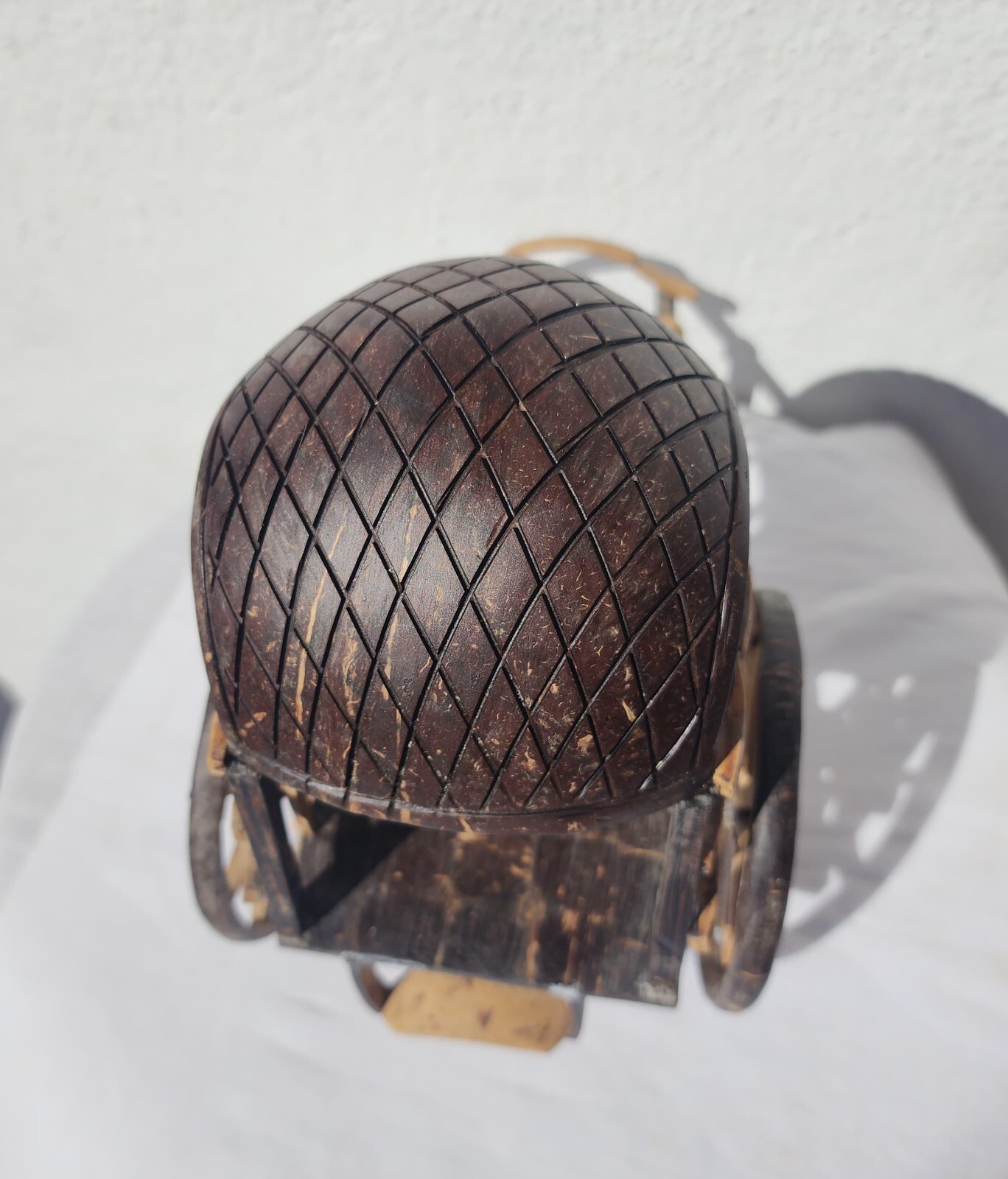 Coconut Shell Natural Handmade Design Ceylon Eco-Friendly And Antique.