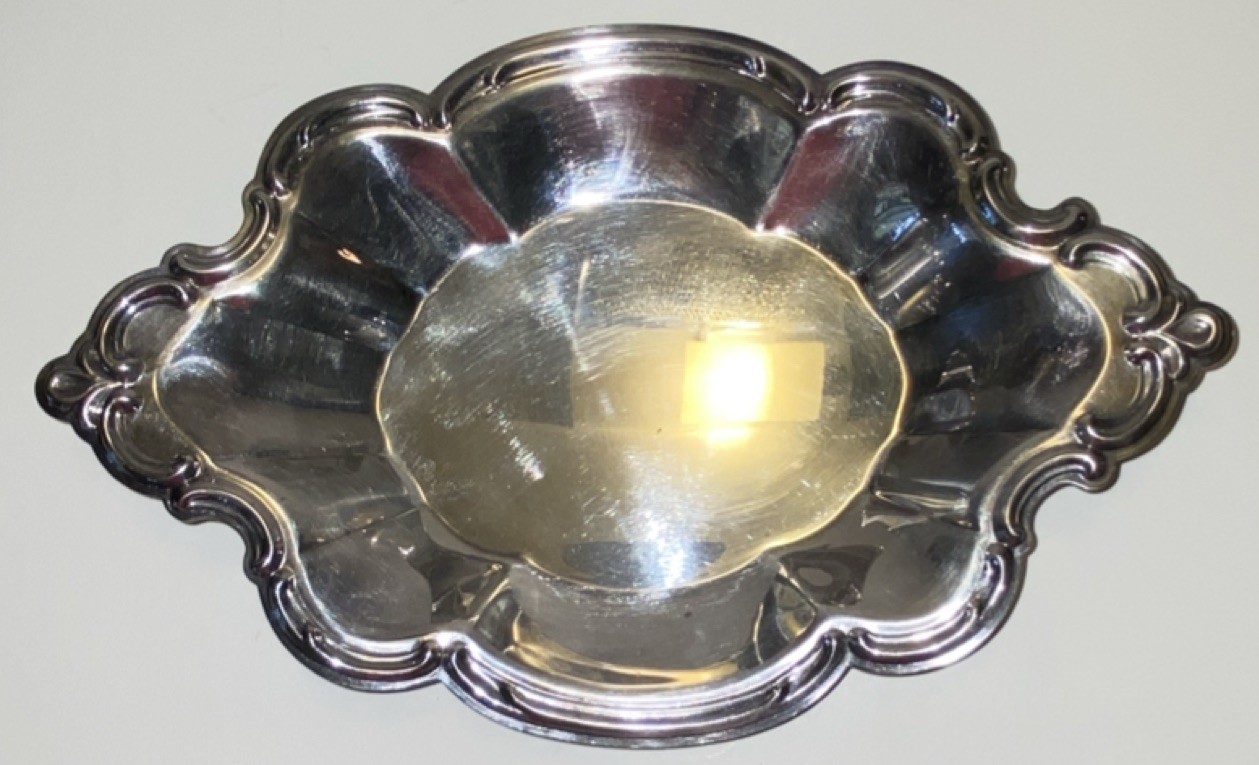 INTERNATIONAL SILVER CO WAKEFIELD SILVER-PLATED BOWL 1960’s. WAKEFIELD IS 548