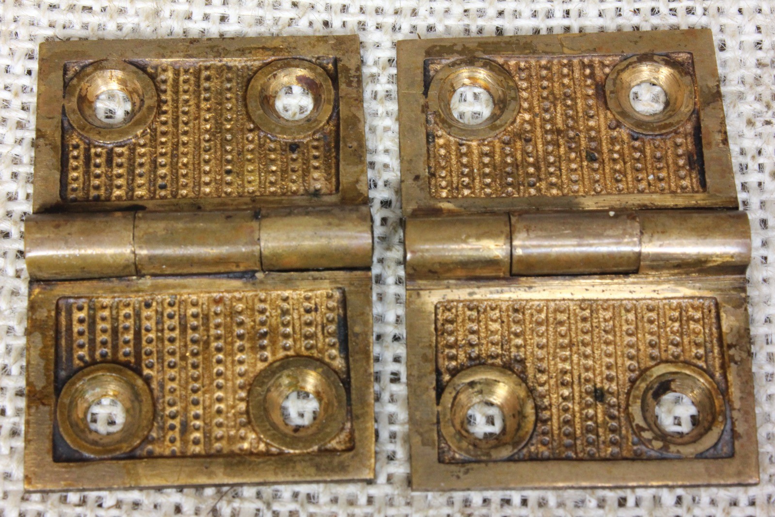 2 Old Decorated Bronze Door Hinges 1877 Patent Vintage Shutter 1 1/4 X 1 3/4″