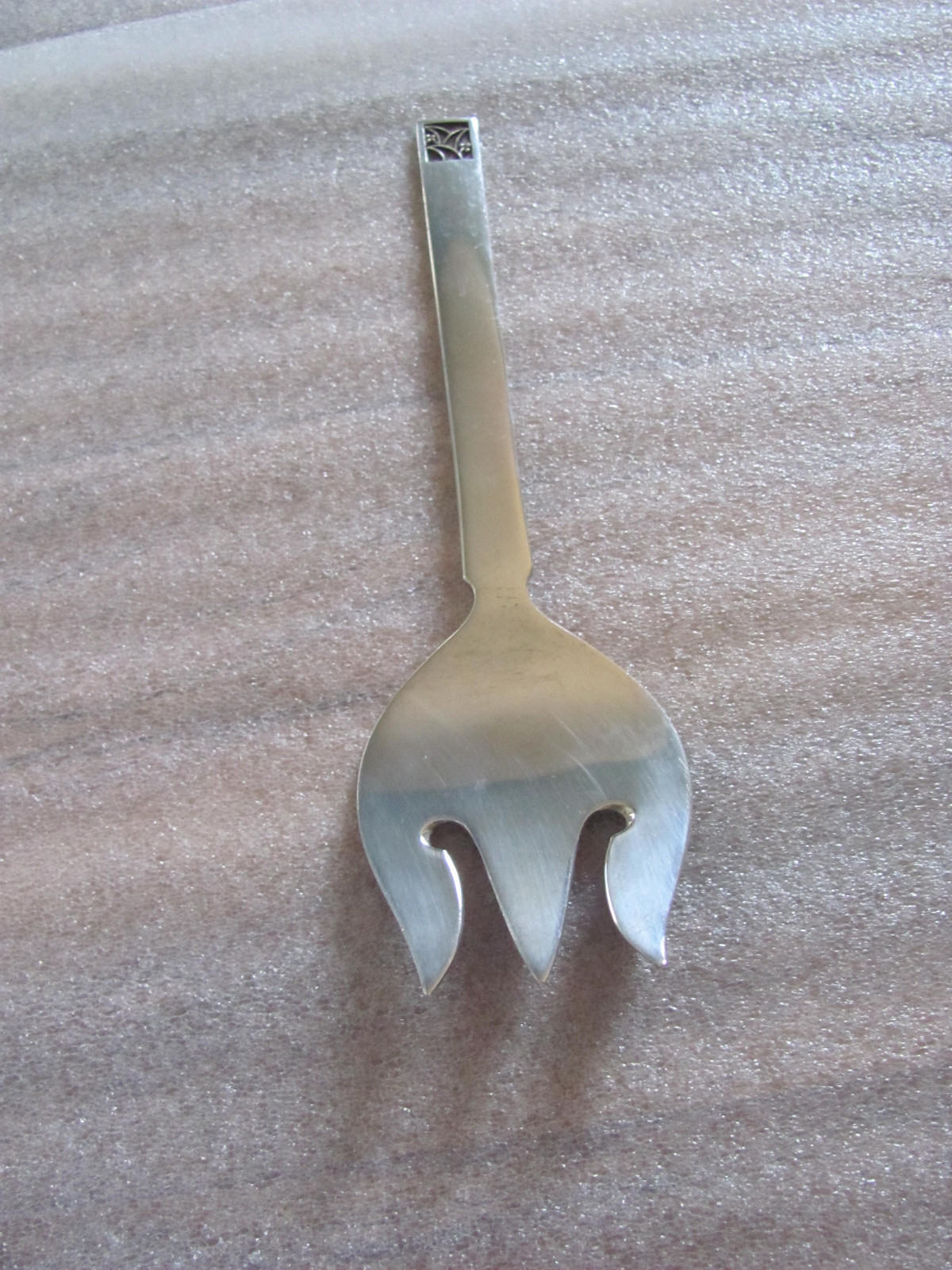 Evald Nielsen Denmark Silver 830 – Pattern #33 – Cake-Fork/Pastry Server 6 5/8″