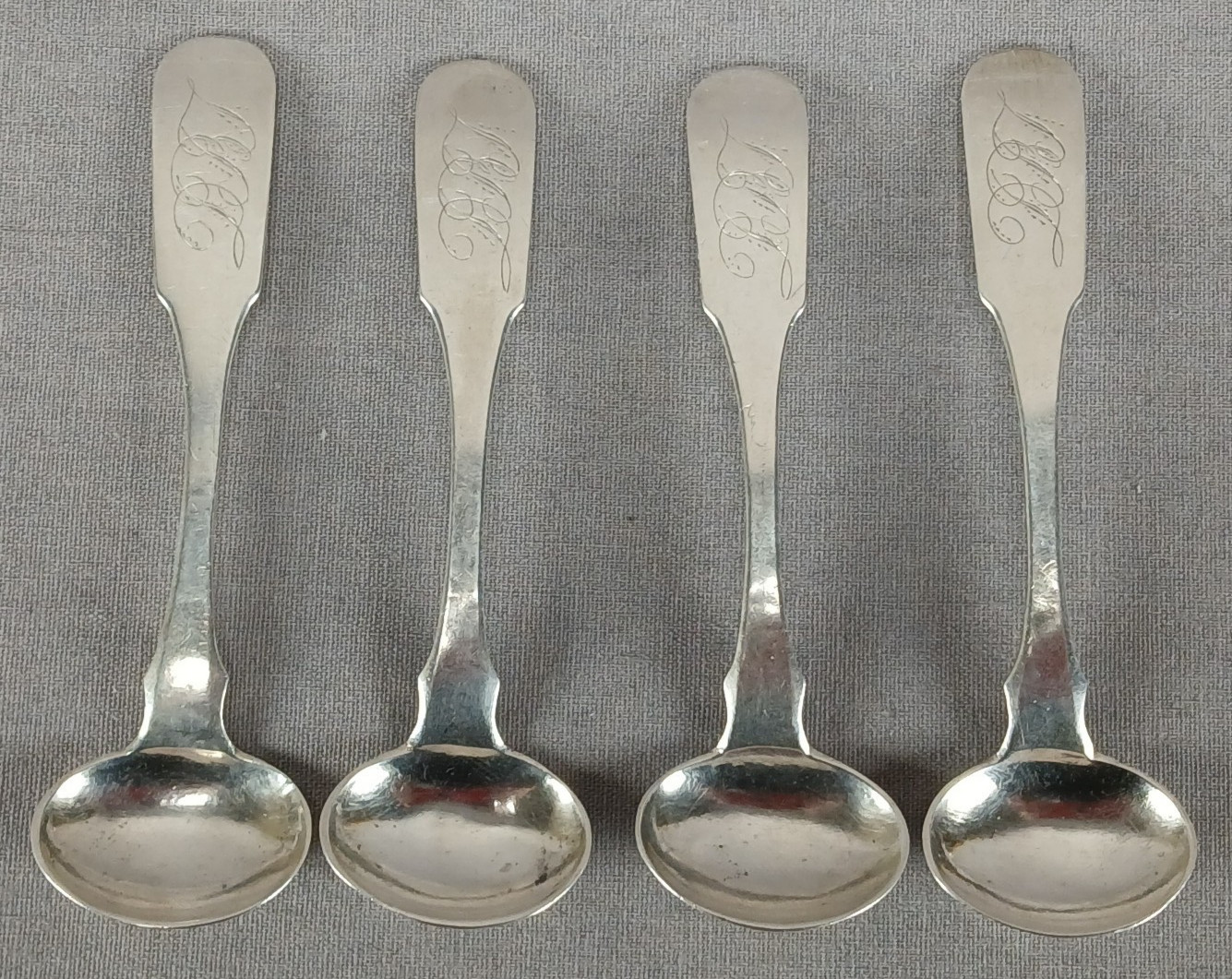 Set of 4 Horace Goodwin Connecticut Coin Silver Salt Spoons Circa 1810-1852