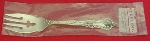 Intaglio by Reed & Barton Sterling Silver Salad Fork Pcd Nectarine 6 1/8″ New