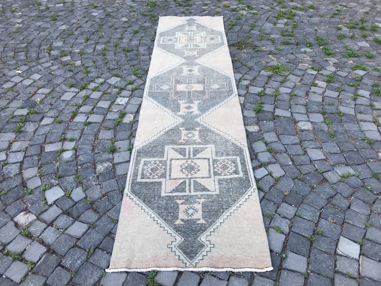 Turkish Antique rug Bohemian Area rug Oushak rug Vintage Rug Handmade Wool rug