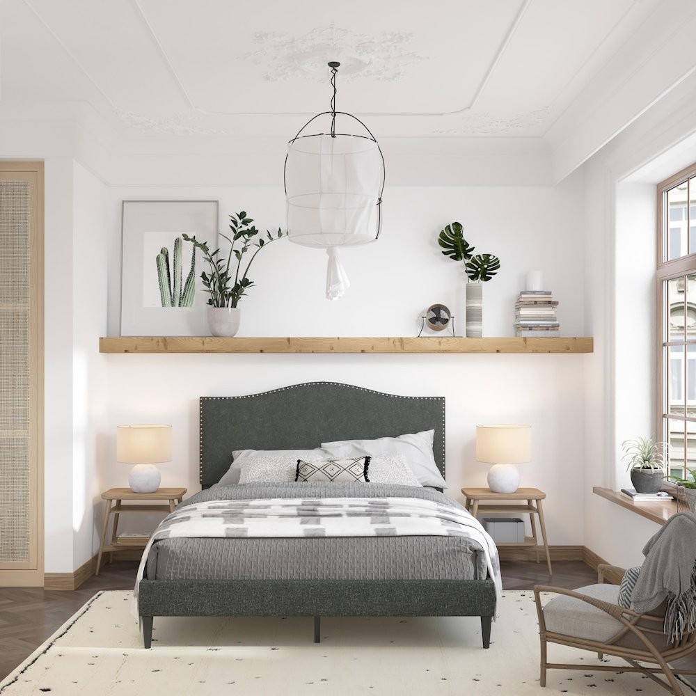 Leighford Queen Platform Bed Gray (Dark)