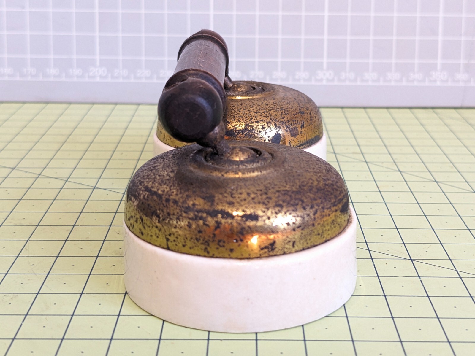 Dual linked Antique Vintage Brass Ceramic Toggle Light Switch Dolly