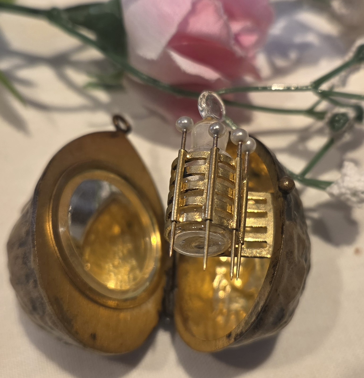 💐 ANTIQUE MINIATURE WALNUT CHATELAINE ETUI W COMPACT + PUFF & SCENT BOTTLE 💐