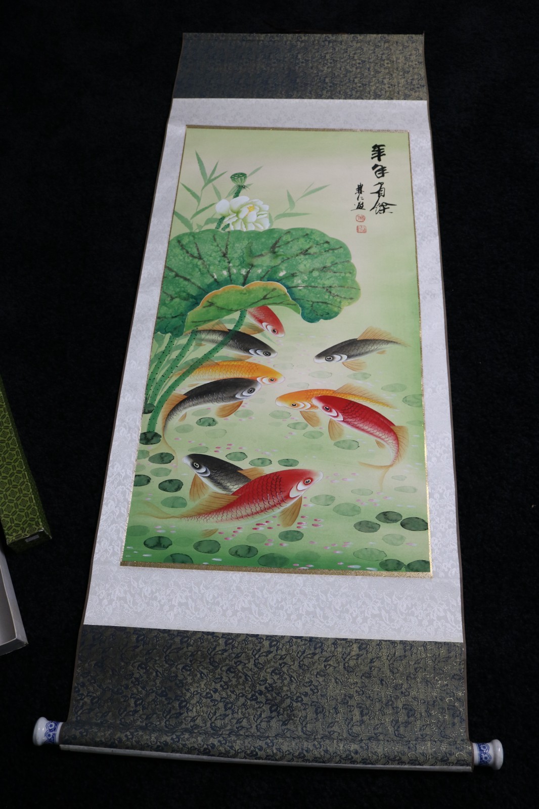 Japanese Hanging Scroll Koi Carp Fish Silk Kakejiku Wall Art – Porcelain