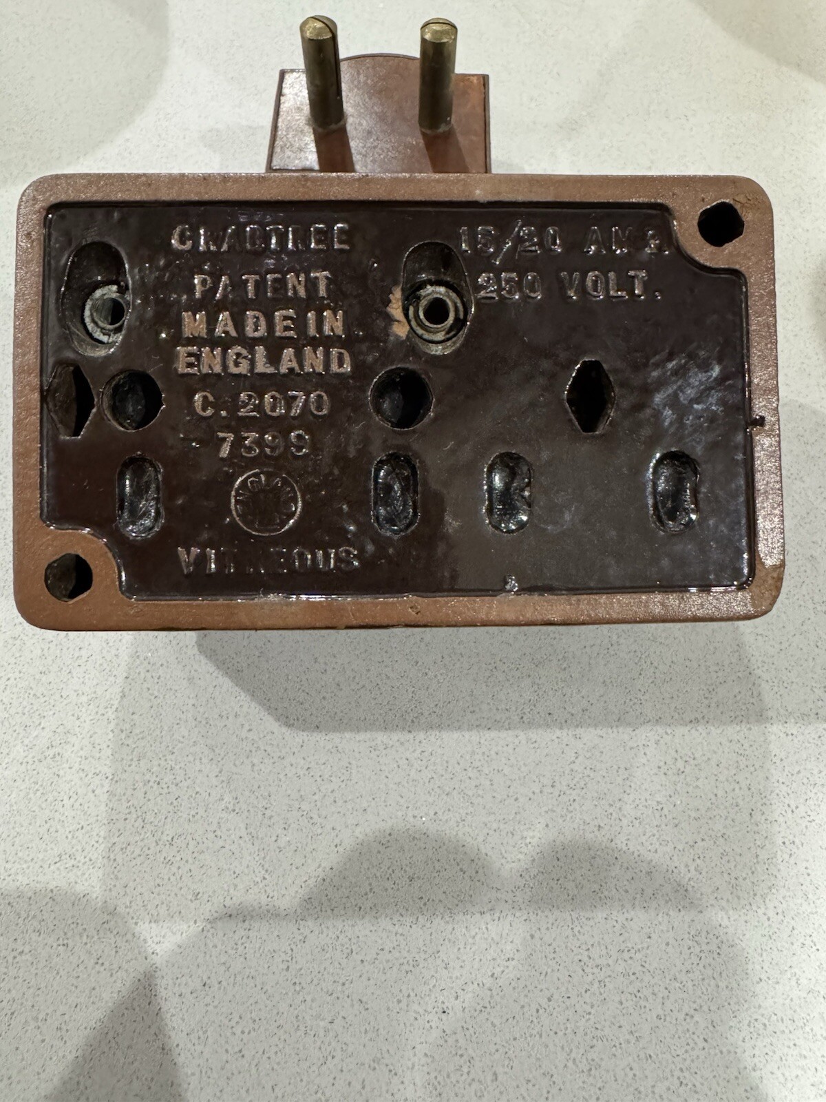 Vintage 1920s Crabtree Vitreous 15amp Bakelite Socket Switch – C2070 7399 250v