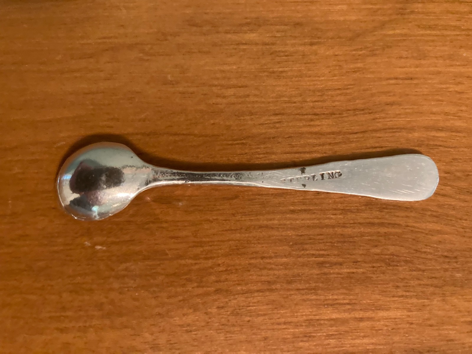 5 Repousse style Individual Sterling Salt Spoons 22.6 g No Maker’s Mark