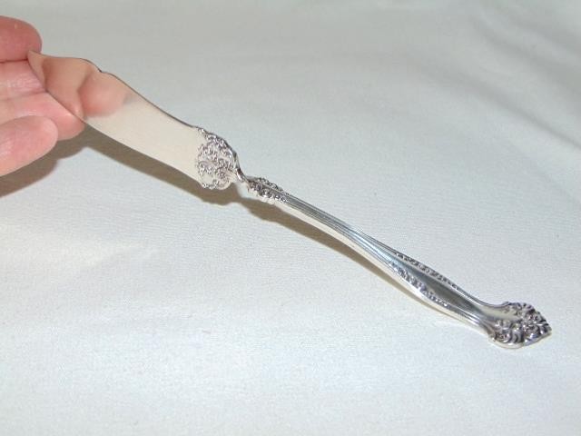 Antique ROGERS Silverplate Canted Handle MASTER BUTTER KNIFE, 1901 AVON