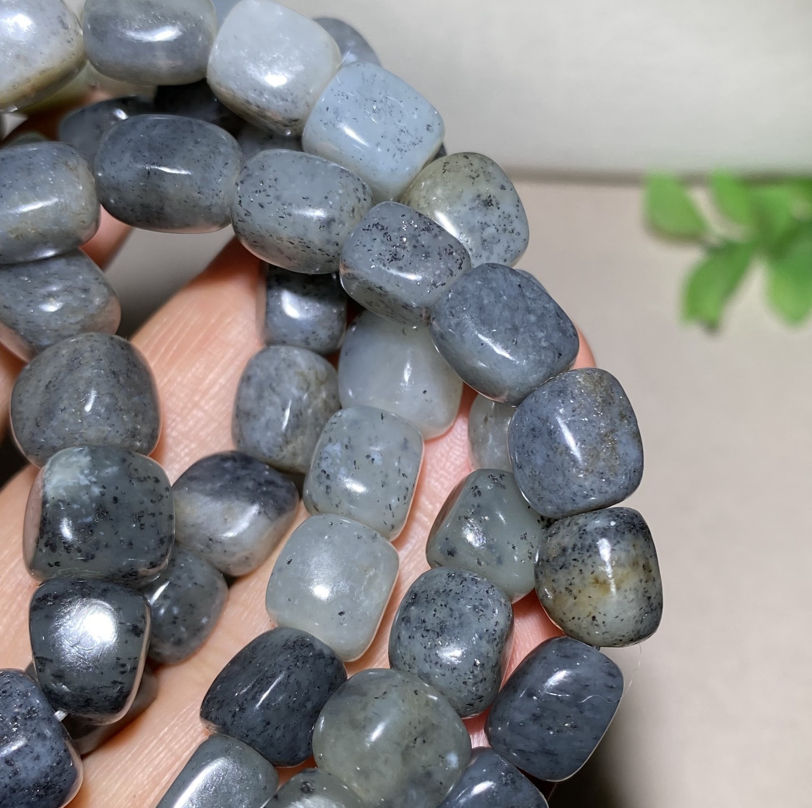 Certified 100% Natural Hetian jade 108 Beads ~ Necklaces Bracelets 和田玉青花108颗珠子