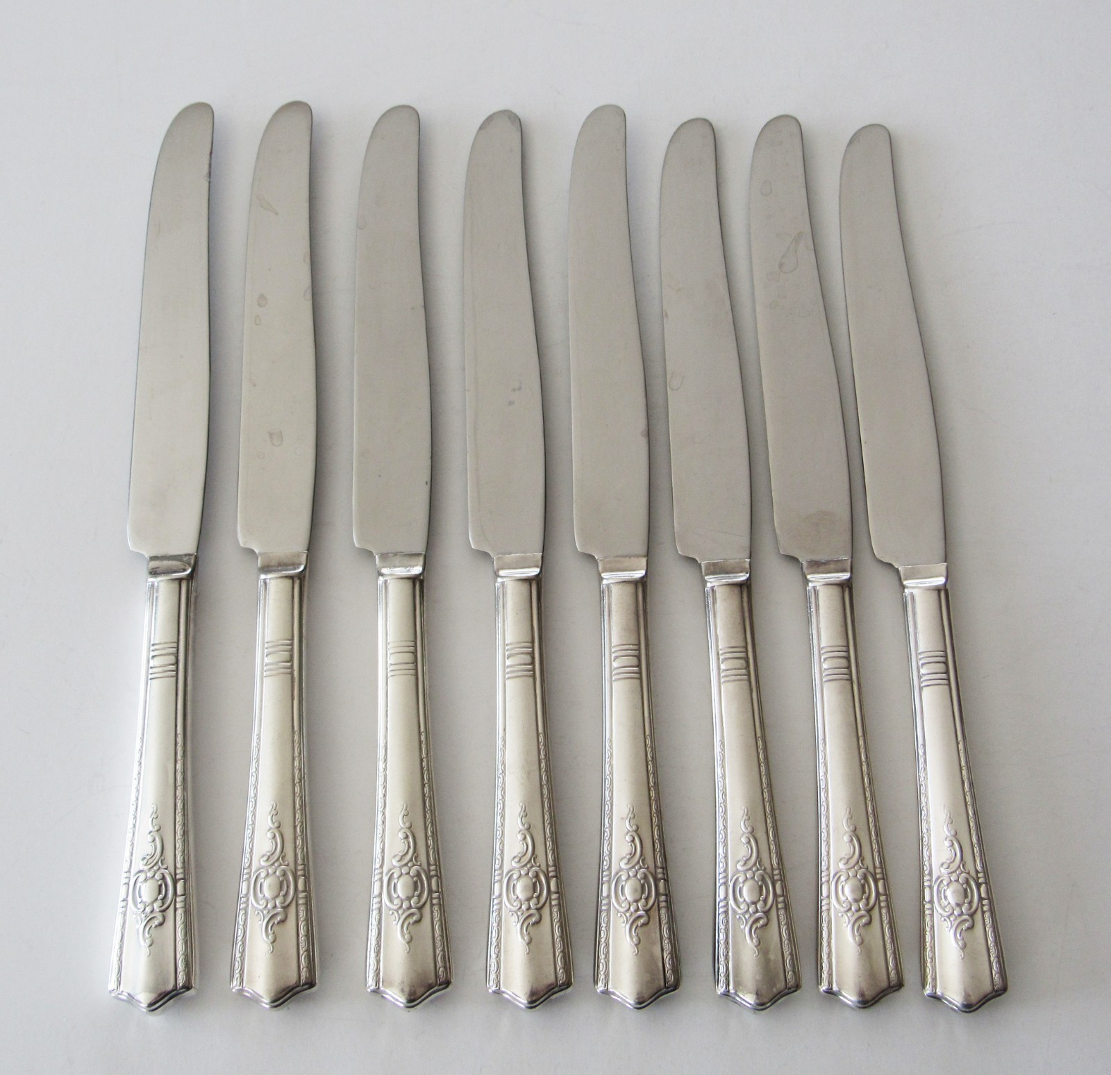 Wallace Silver Harmony House MAYTIME Silverplate 8 DINNER KNIVES 1944 Flatware