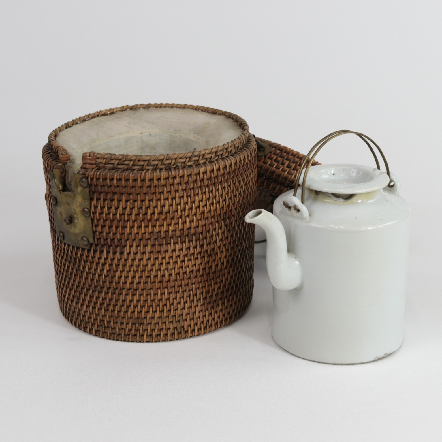 VTG Chinese Teapot & Woven Caddy w/ Spout Hole, Read Description