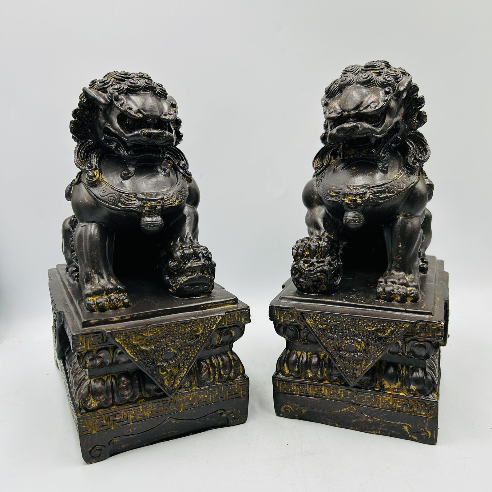 Toscano Chinese Guardian Lion Foo Dog Pair Brown Gold
