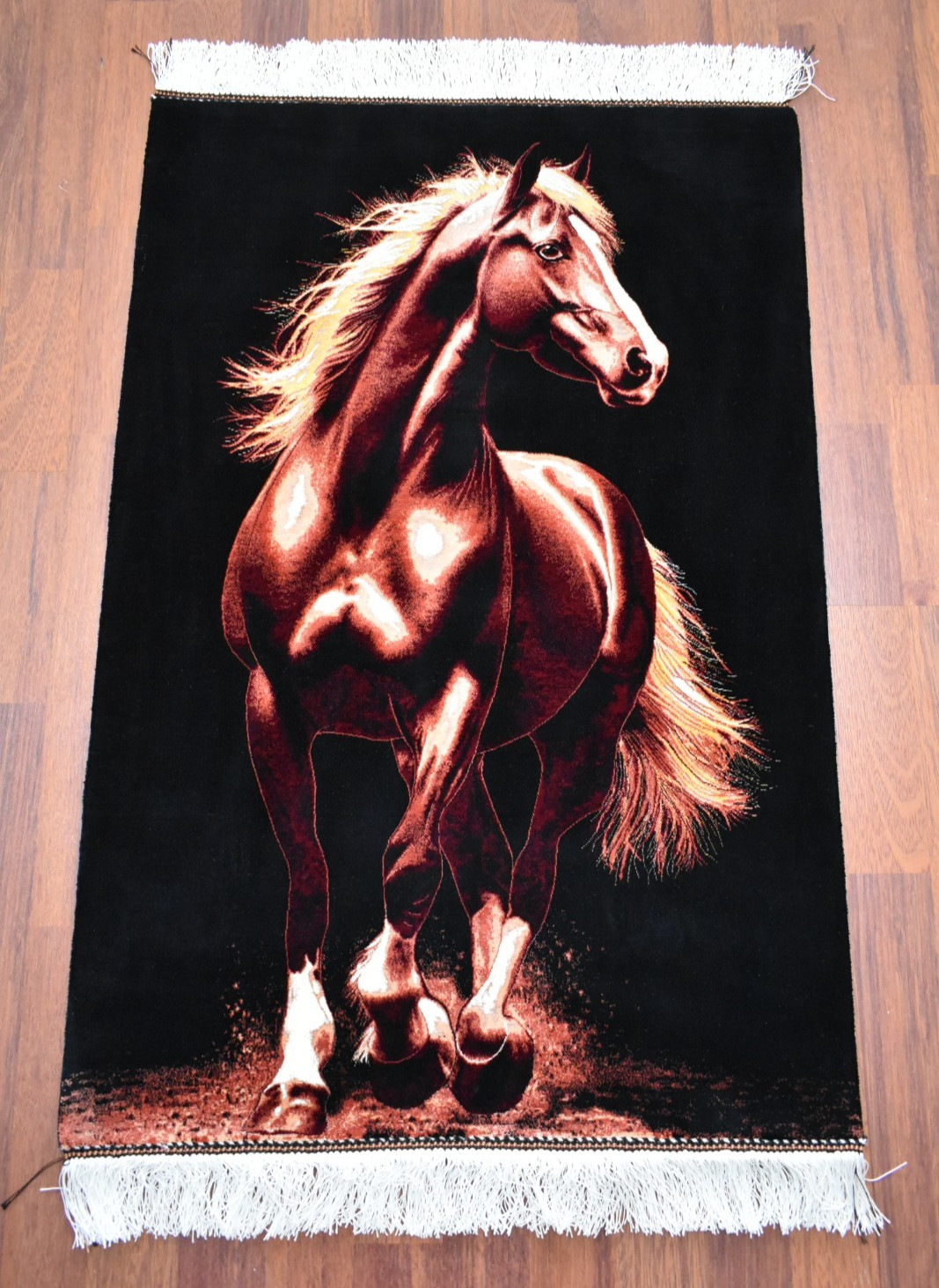 Hereke Style 100 % Bamboo Silk Mini Rug 2 x 3 ft with Horse Design Bamboo Rug