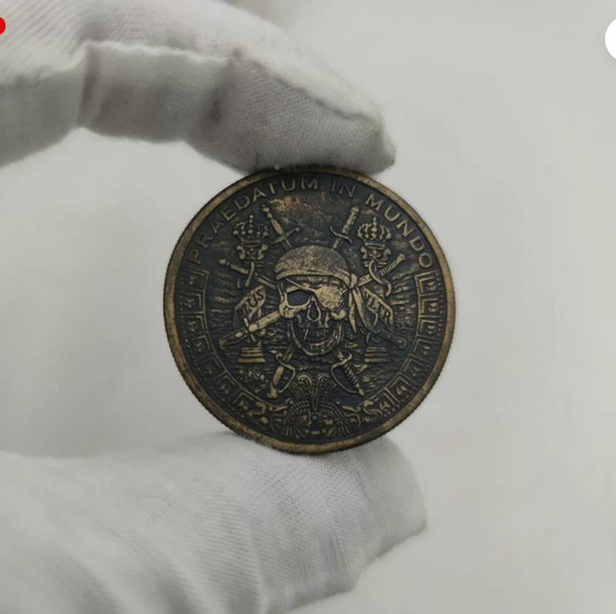 Chinese Antique Pirate Coin Pure Copper Lucky Gold Coin Skull