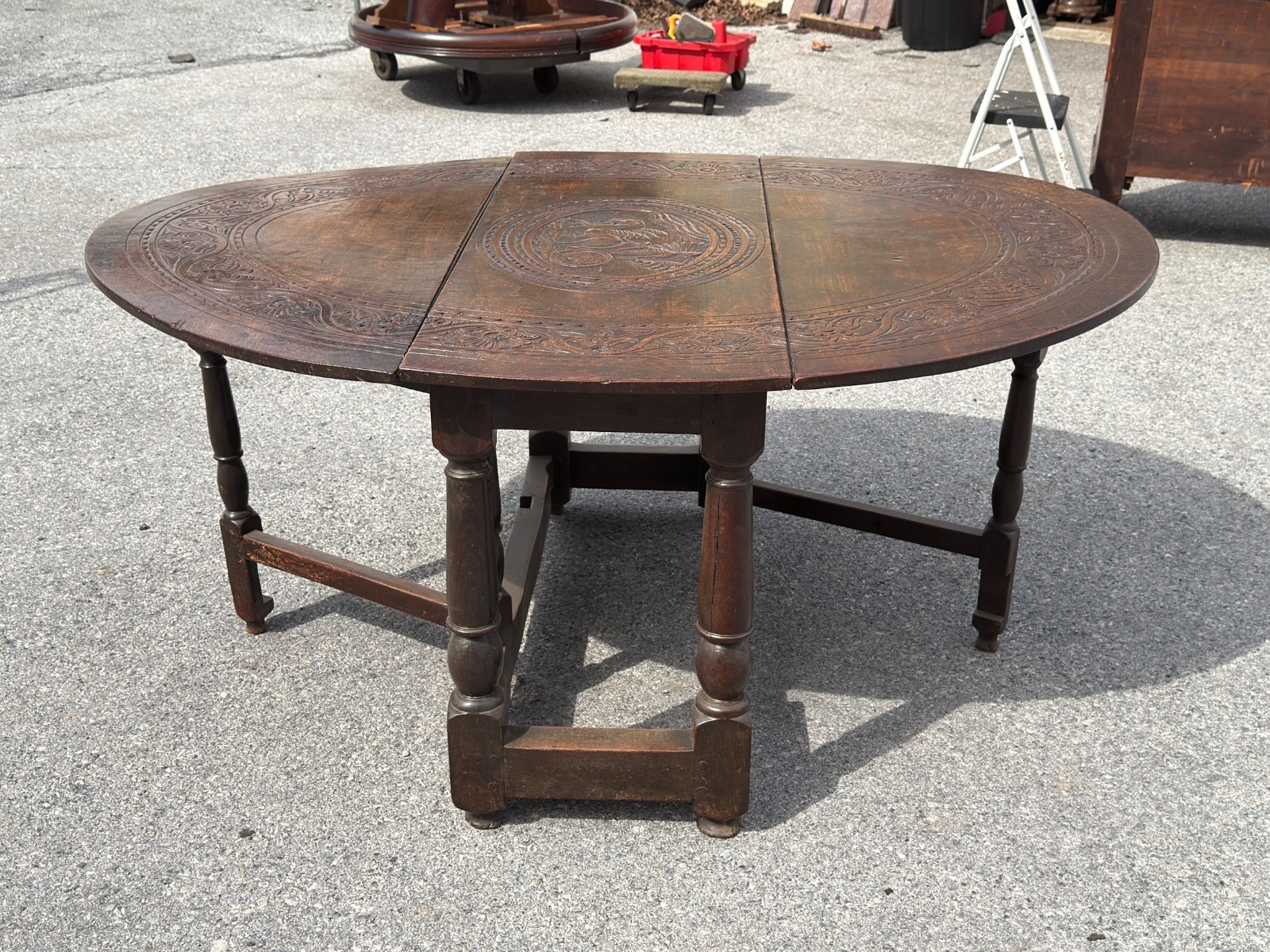 antique 18th Oak gate leg table stretcher base farm house William Mary pegged