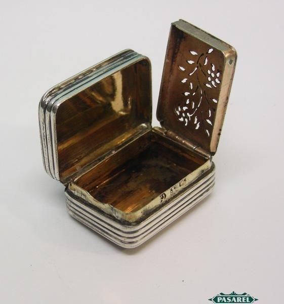 George III Sterling Silver Vinaigrette England Ca 1800