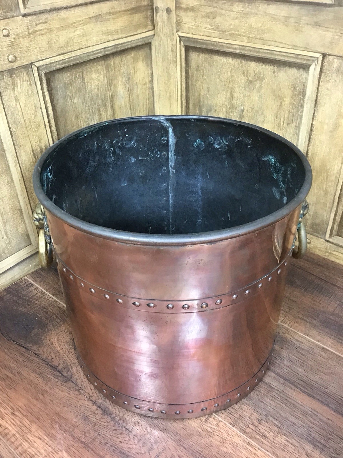 ANTIQUE RIVETED COPPER & BRASS PLANTER COAL BUCKET WITH LIONS HEAD HANDLES 19thC