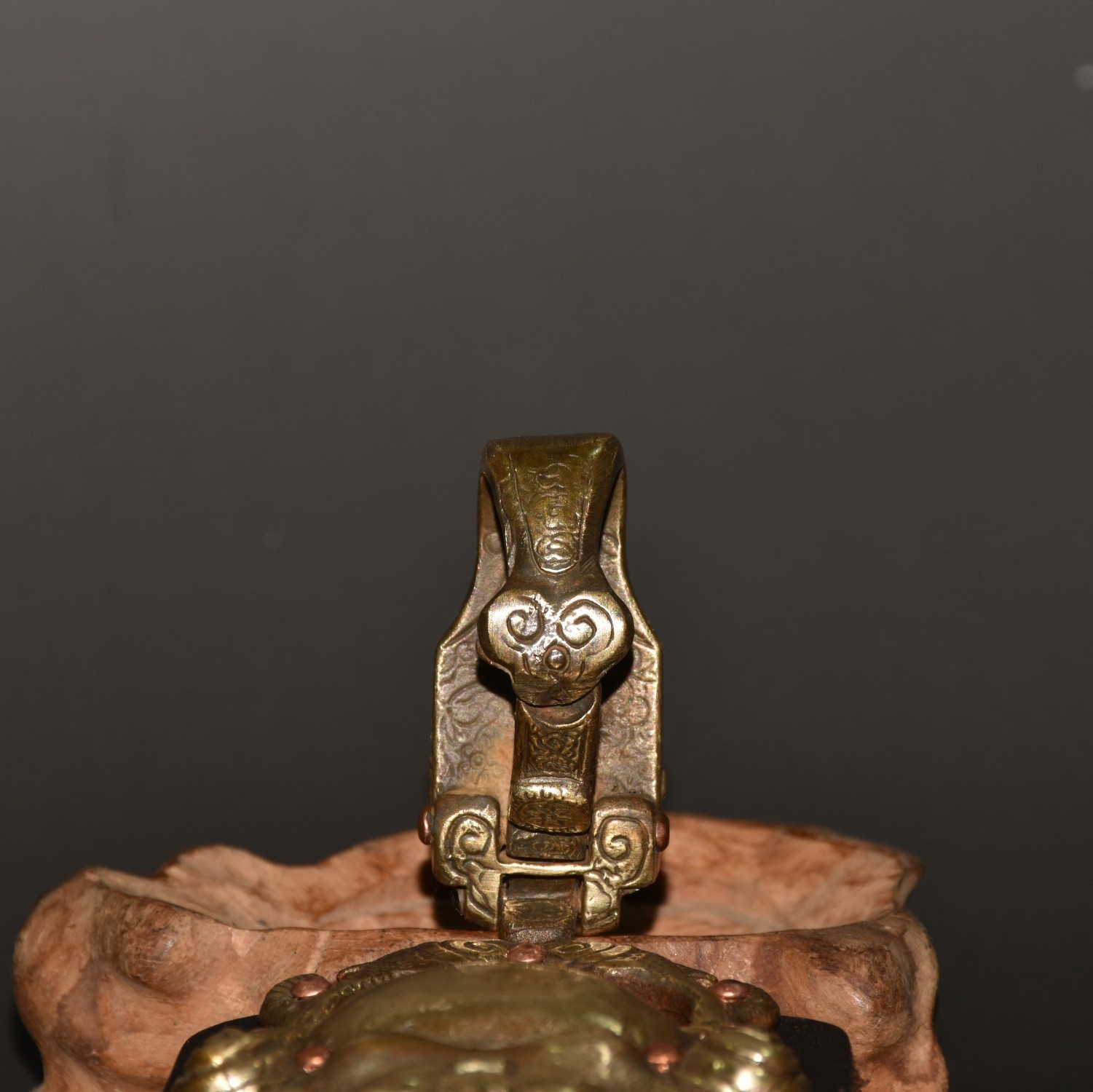 Pure copper dragon-shaped double fish inlaid leather Maitreya Buddha belt buckle
