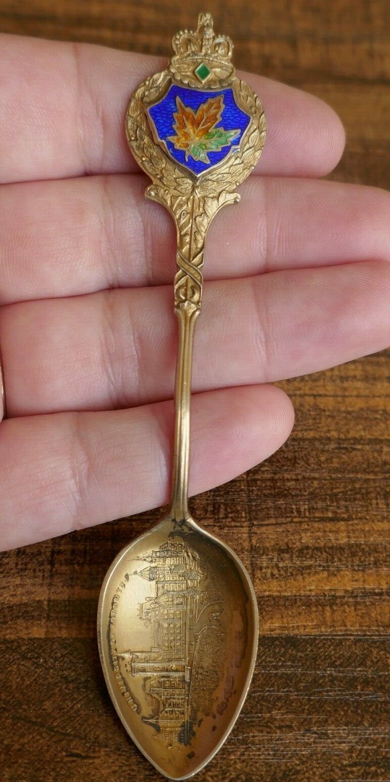 Antique Sterling Silver & Enameled University Of Toronto Souvenir Spoon