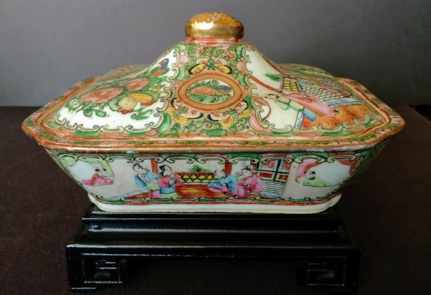 Antique Chinese Canton Famille Rose Lidded Rare Dish Inside Decorated 1920’s, Ex