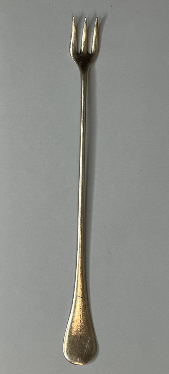Vtg Reed & Barton Cocktail Seafood Fork Silverplate Trident monogram APPLEDORE