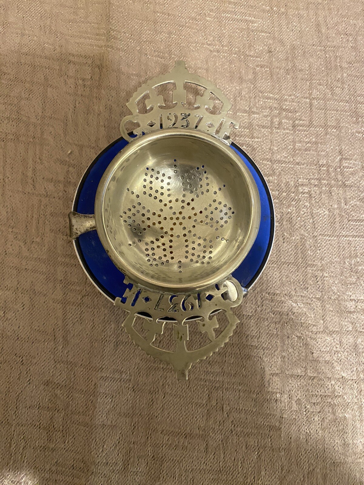 Rare 1937 King George VI Coronation Tea Strainer & Stand Silver plate