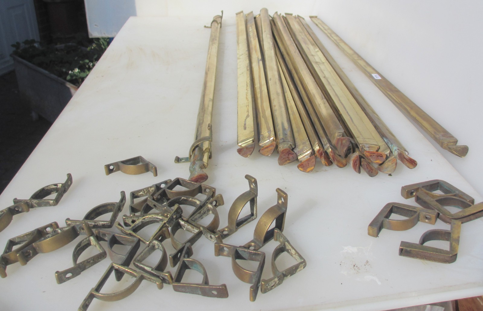 Antique Brass Stair Rods x14 & Clips x24 & x4 Victorian Vintage Gothic 31.5″L