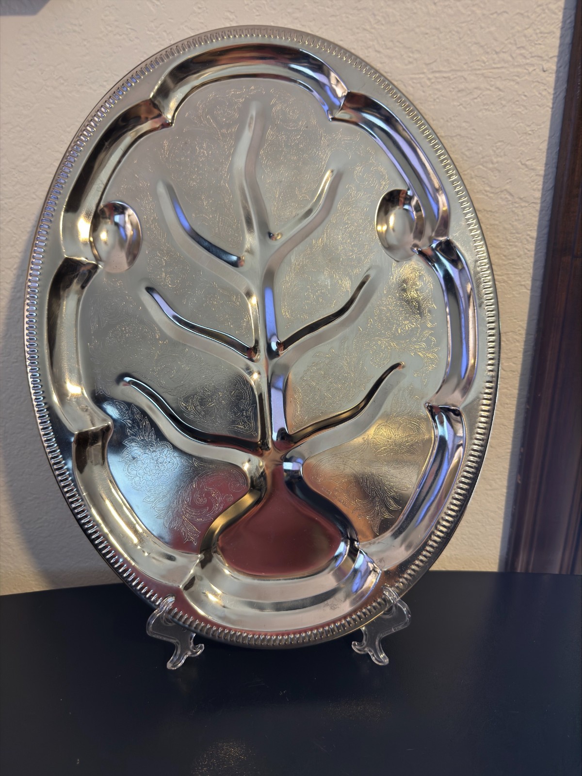 Vintage Silverplate Meat Platter Tree Juice Well Ornate Beaded Edge 18 Inch
