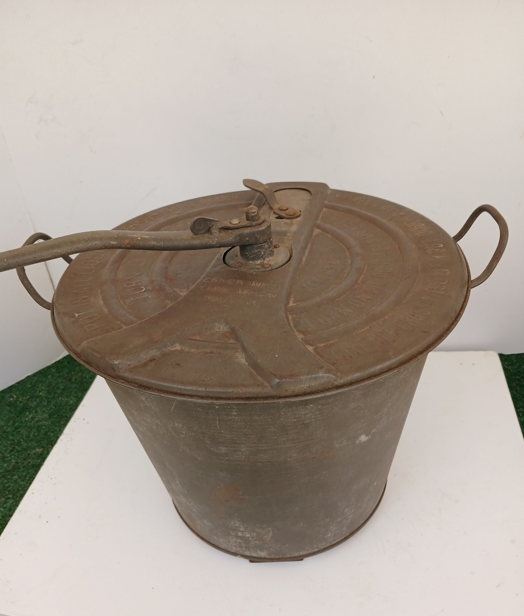 Antique 1904 Universal Bread Maker No. 4 Dough Mixer Landers Frary & Clark