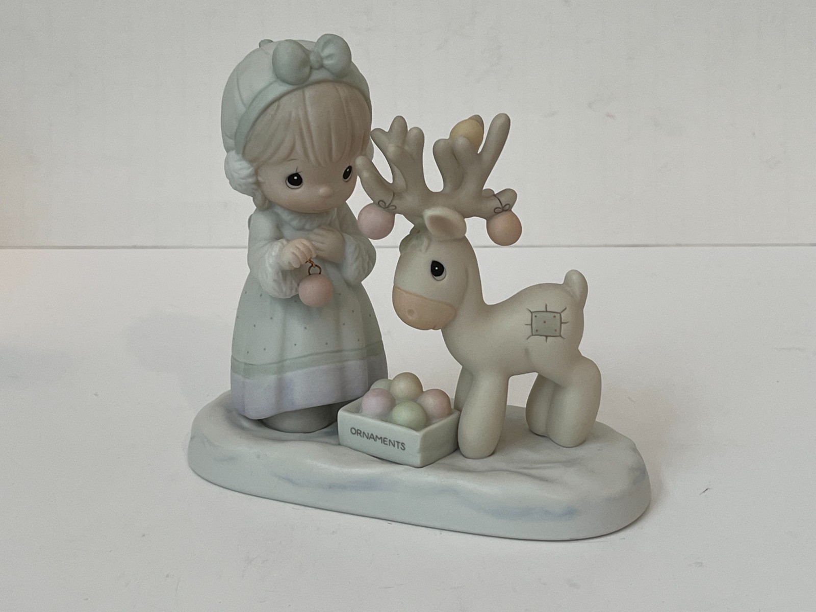 Precious Moments 1989 Enesco “Merry Christmas Deer” 531065 Porcelain Figurine