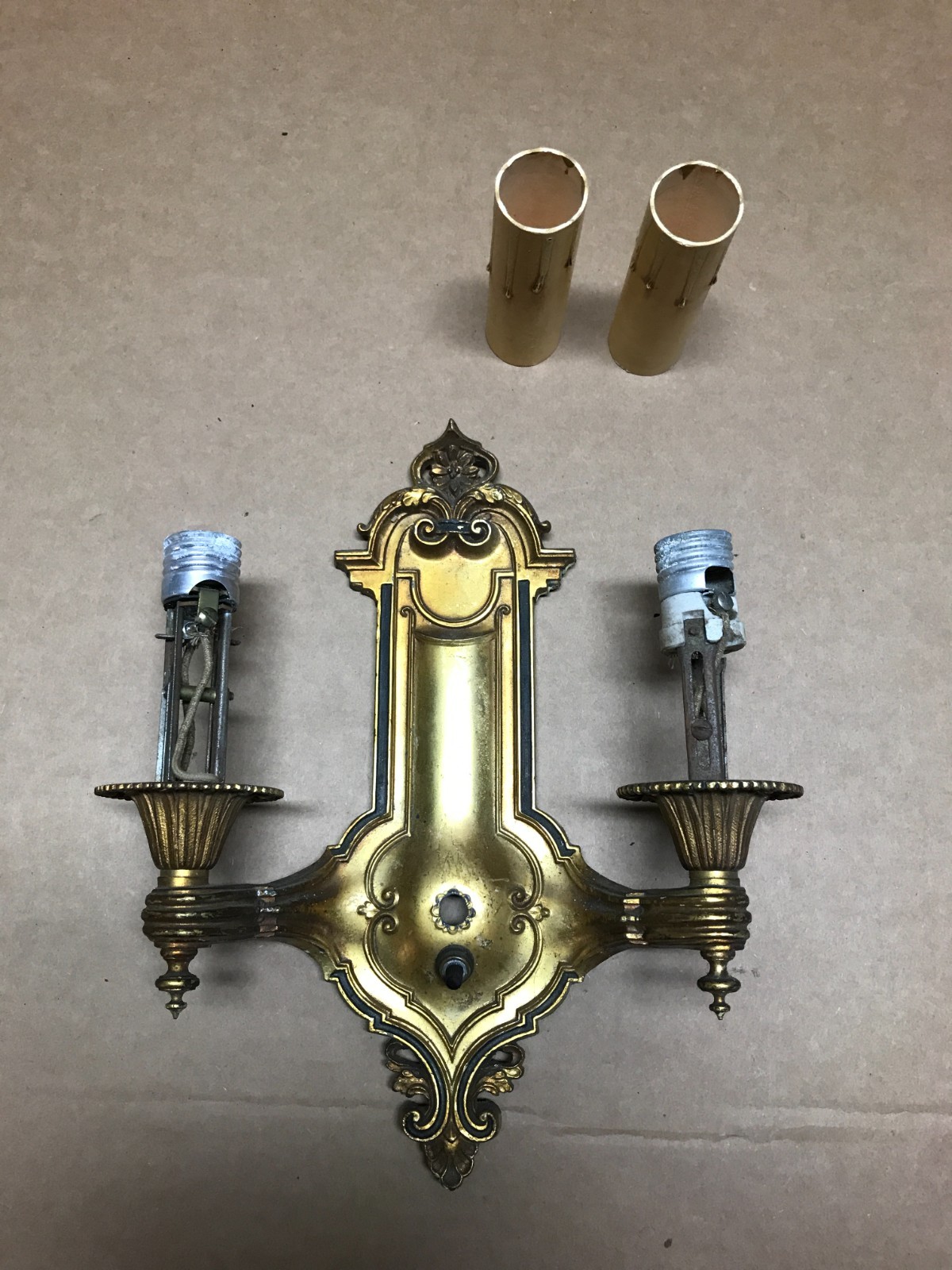 1 VTG Antique Neoclassical Double Scroll Arm Wall Sconce Light Fixture 1073-26B