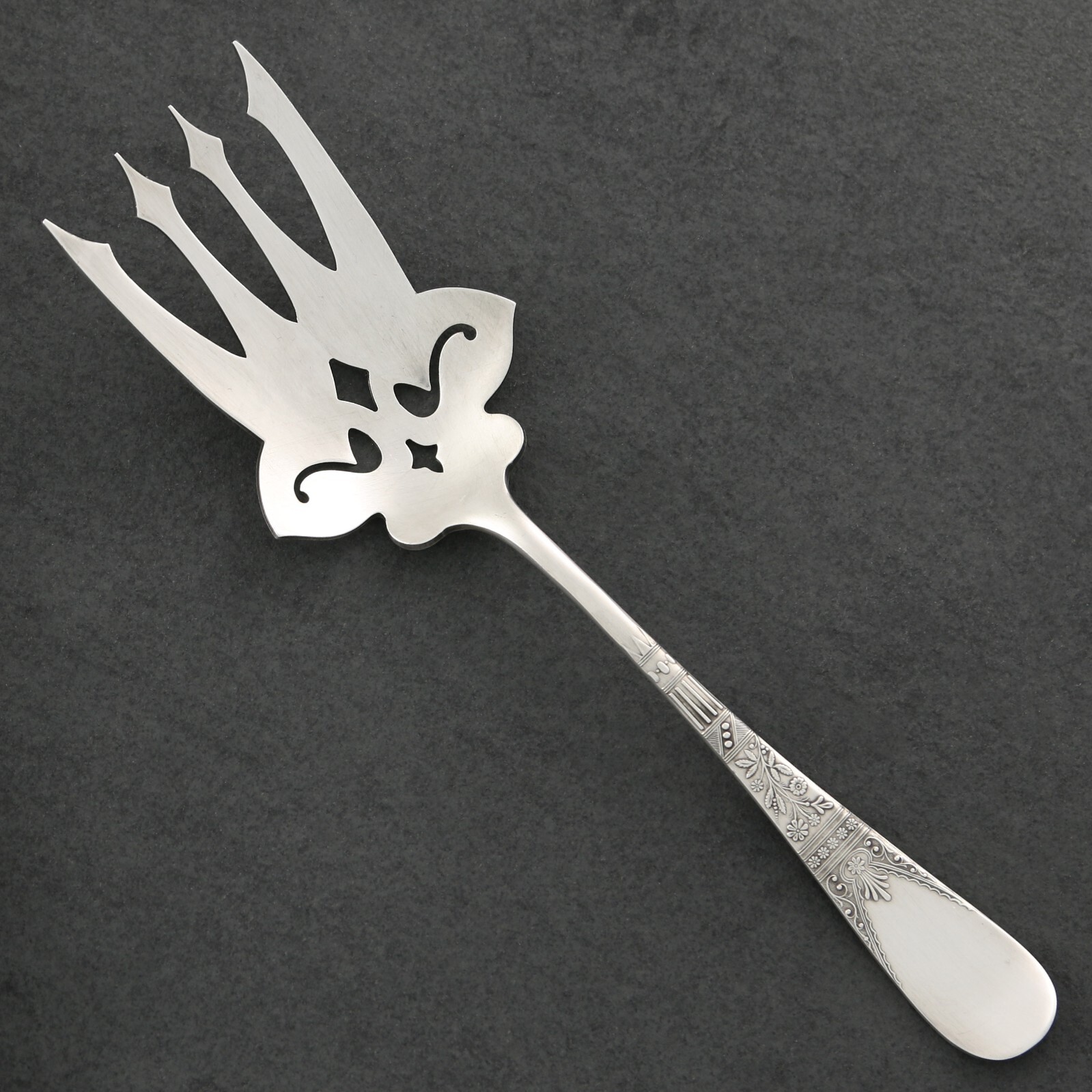c1878 Rogers & Bro A1 Victorian LORNE Aesthetic Pierced Lg Fish Serving Fork