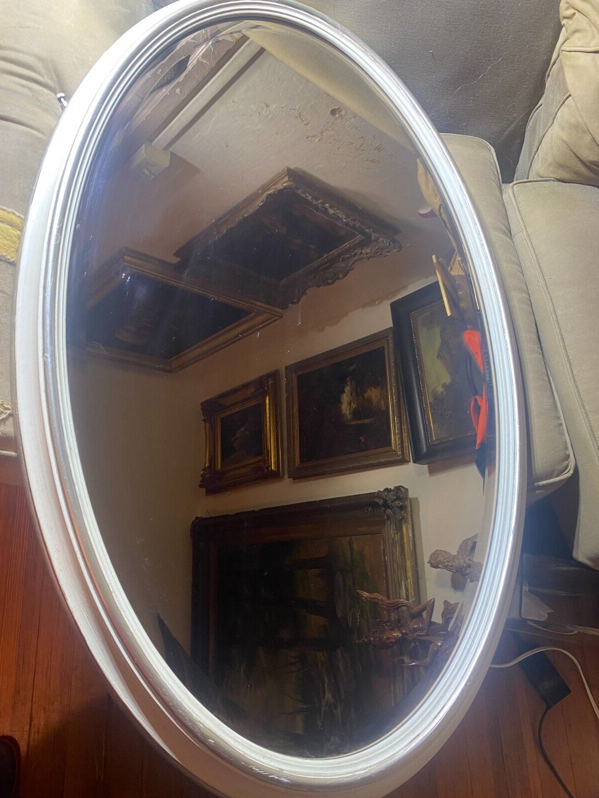 Large Caracole White/Silver Oval Wall Mirror – 40.0″ Tall x 28.0″ Wide x 2.0″ D