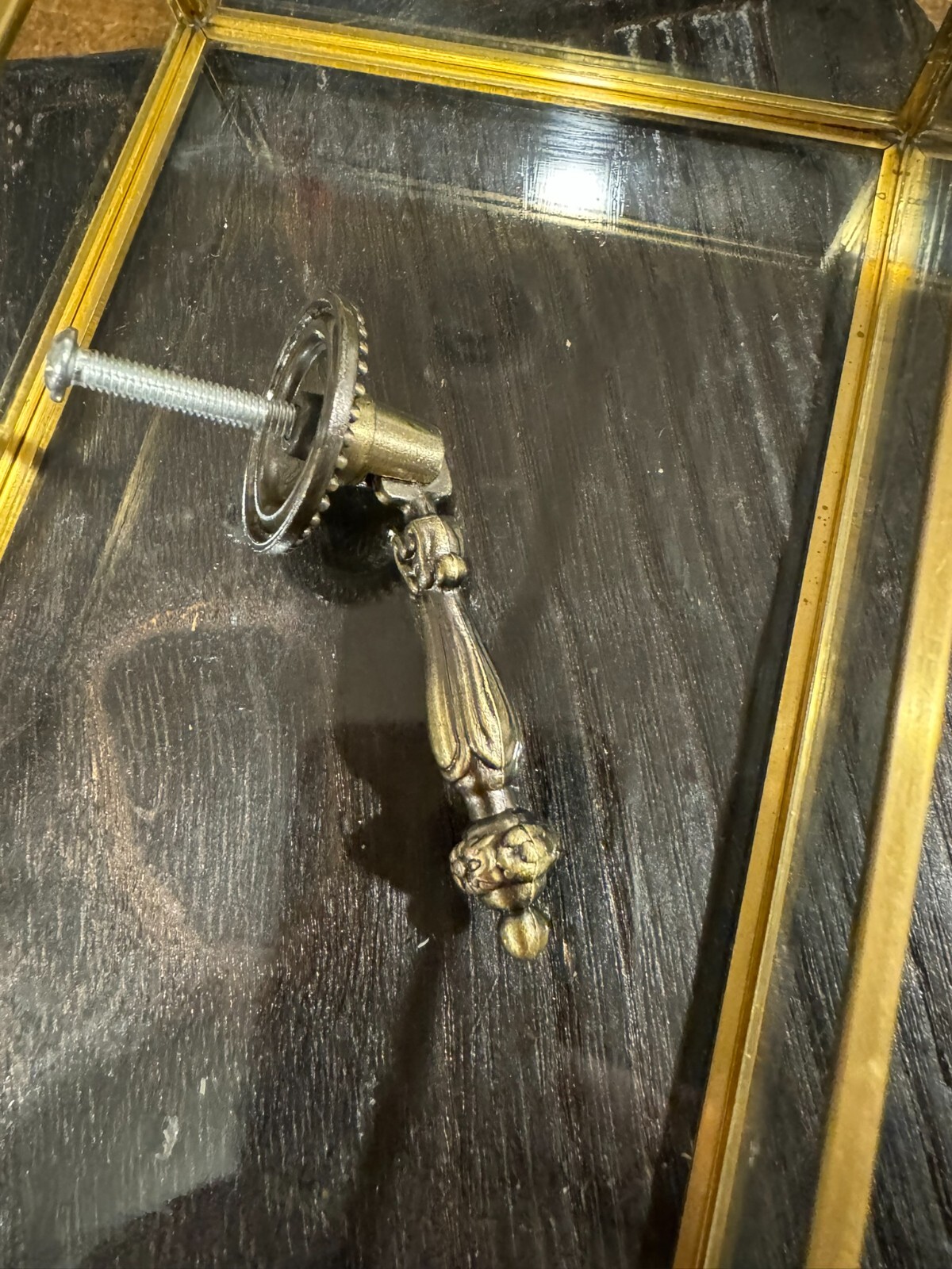 2 Antique-Brass Knobs in brushed-Gold Tear Drop Hinged Furniture Hardware Pulls