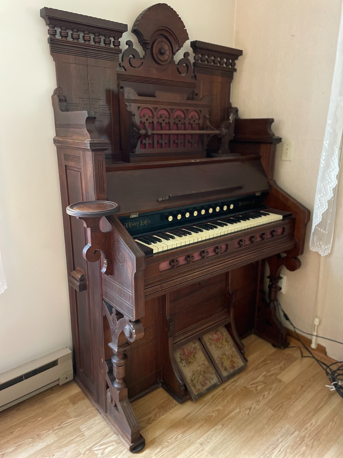 Antique J. Estey & Co. Pump Organ Brattleboro VT. Vox Humana Tremolo 1865