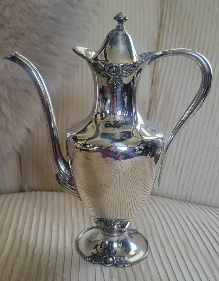 Vintage Eureka Silver Co Quadruple Plate 1004 Silver Plate Rose Coffee Pot