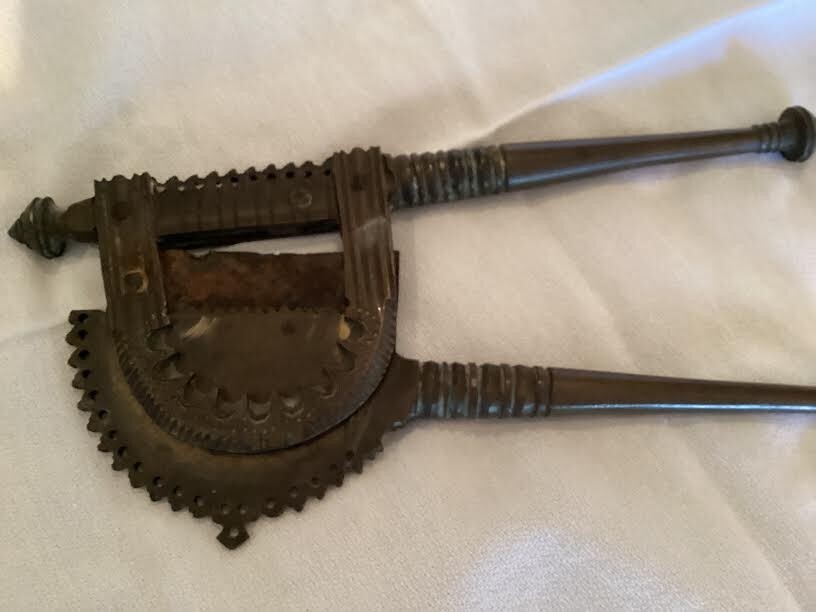 Antique Betel Nut Cutter – 16th or 17th Century Hand-Made Brass Tool